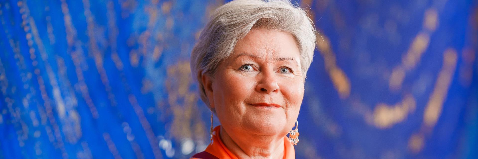  Elisabeth Erke